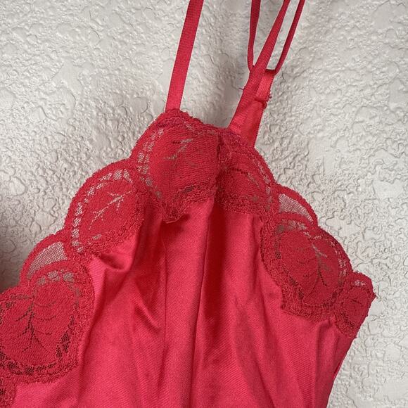 Halston Formfit Vintage Satin Lace Teddy Bodysuit Size 34 S Hot Pink Nylon - Picture 2 of 7